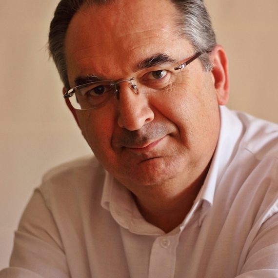 Foto de ></noscript>Josep Ramon Gil Tàrrega