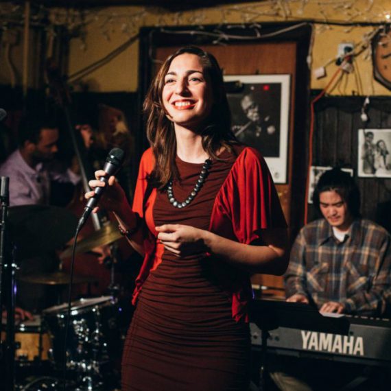 Foto de ></noscript>Aurora Arteaga