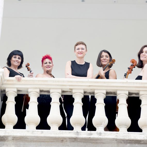 Foto de ><noscript><img src=