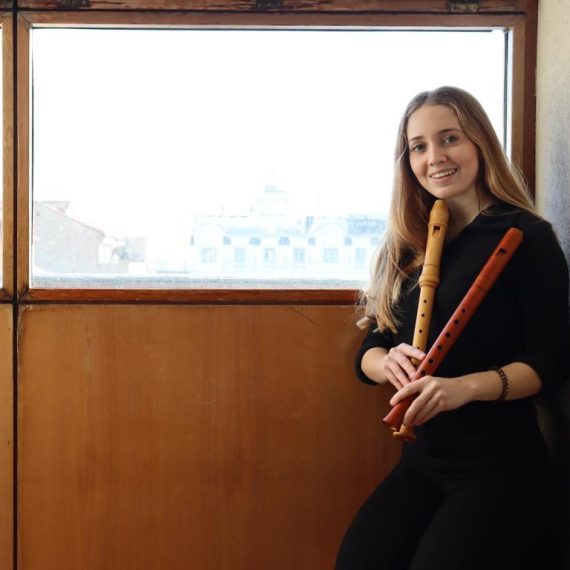 Foto de ><noscript><img src=