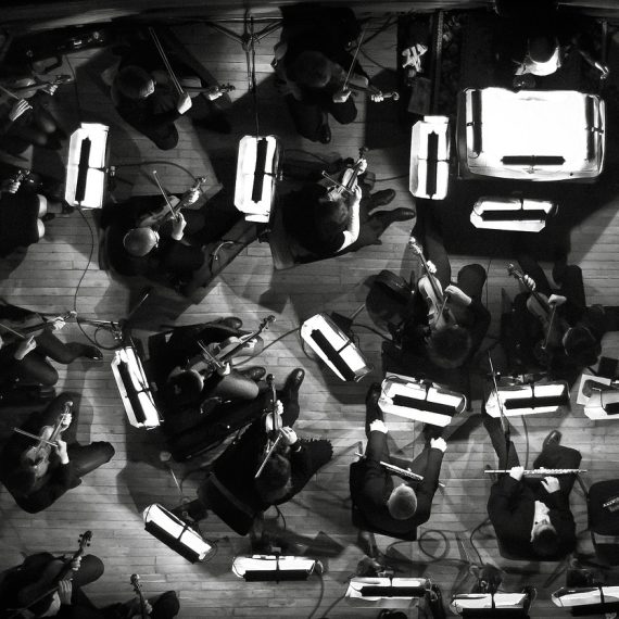 Vacante Director/a de orquesta/ Gerente de orquesta en Orquesta sinfónica de Frankfurt Am Main (Alemania)