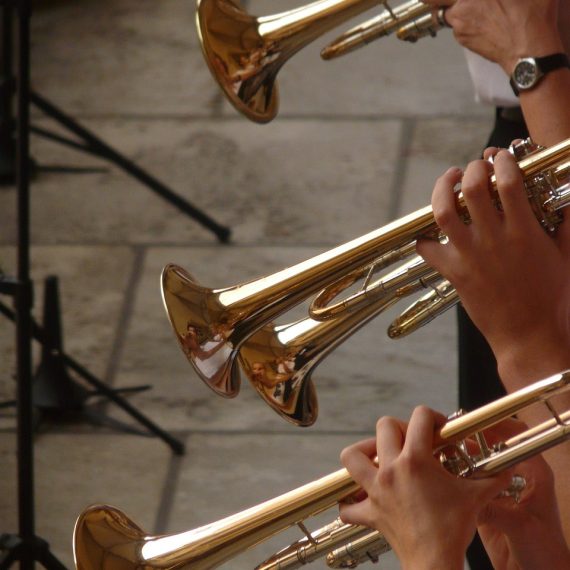 Vacante Trompeta segunda (1) – C. Indefinido Orchestre Philharmonique de Radio France de Paris