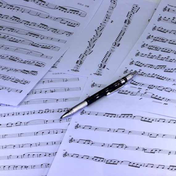 Profesor de «Métodos de educación musical, IV: Willems» en Musikene 25/26